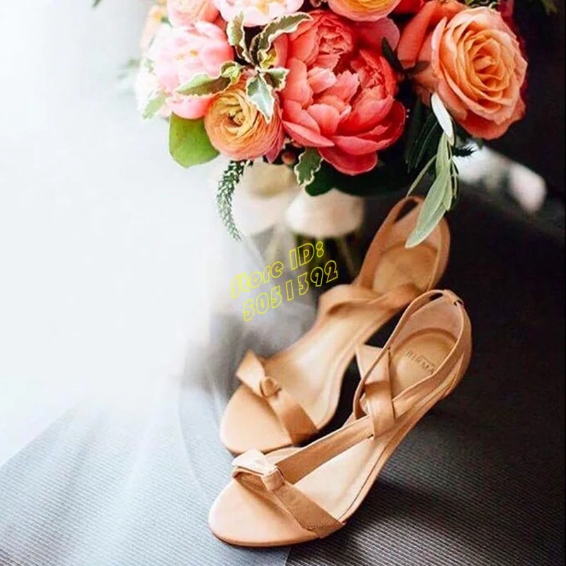 Leather Knot Stiletto High Hee - огляд і ціна Leather Classic Strap
