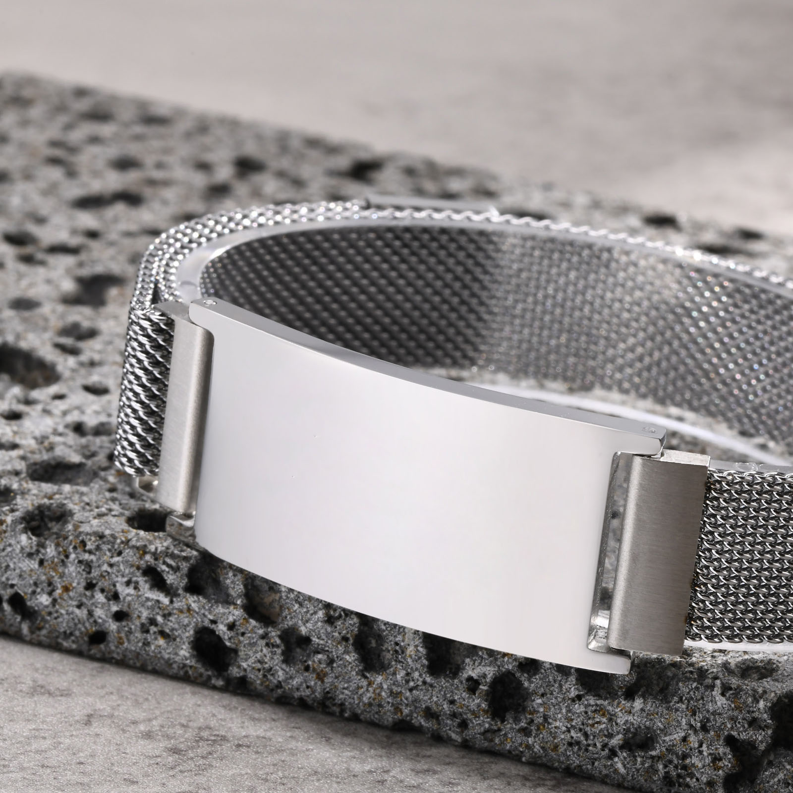 Chunky Magnetic Mesh Strap Bra - огляд і ціна Stainless Mesh Band