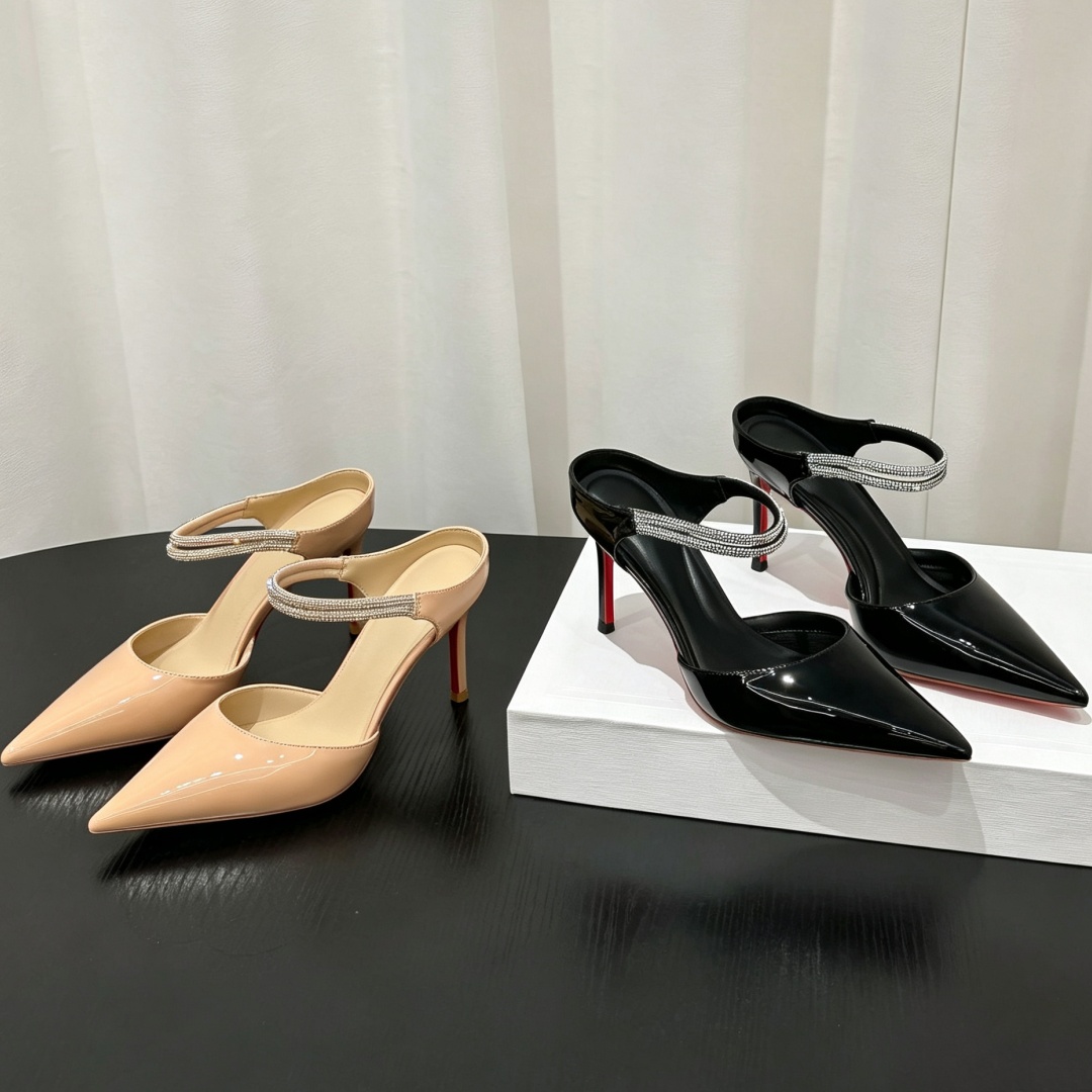 Women Patent Leather Pointed T - огляд і ціна Leather Classic Strap